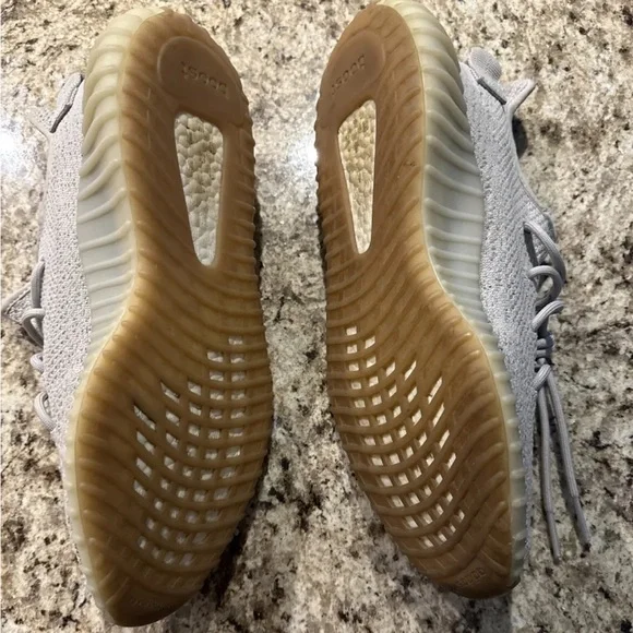 Adidas Yeezy Boost 350 V2 Sesame